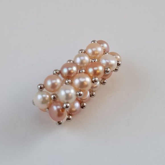 💋Double Strand Pearl Rings💫 - Picture 3 of 5